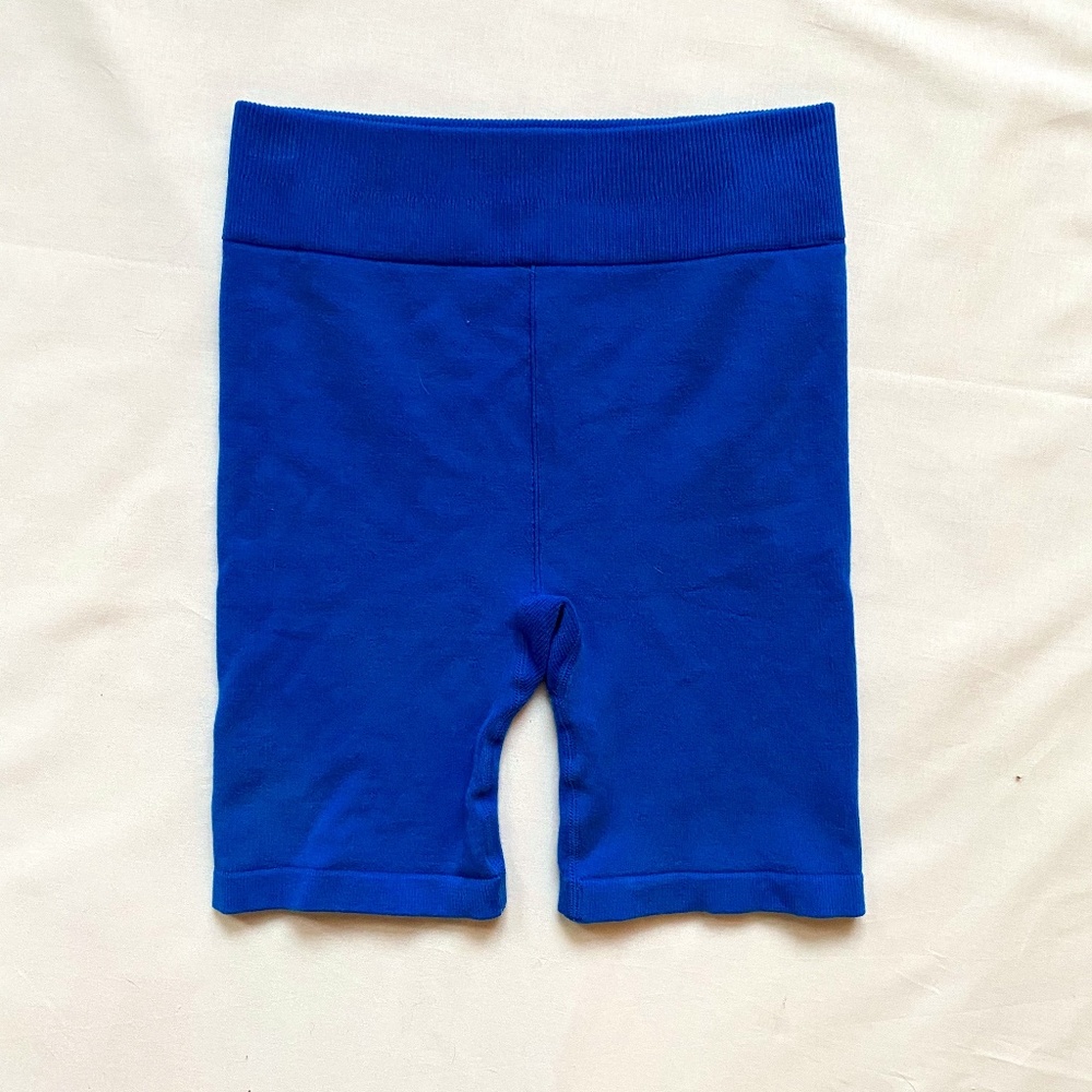 Fabletics High-Waisted Seamless Rib Short